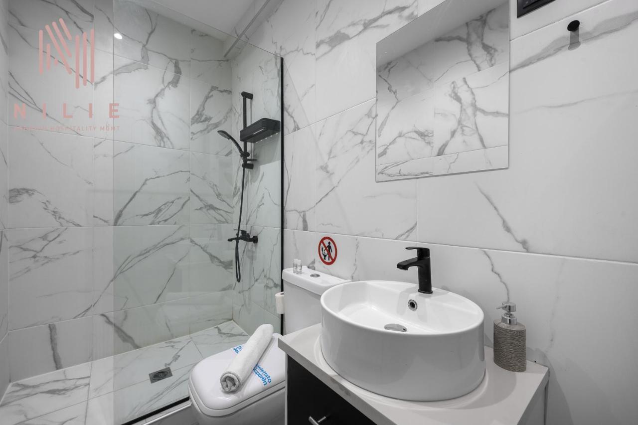 B&W, Nilie Hospitality Mgmt Apartment Thessaloniki Exterior photo